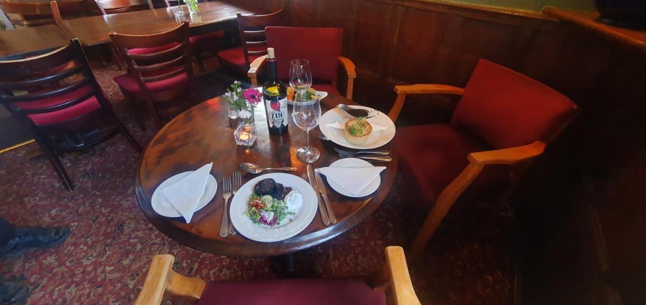 Kings Arms Hotel サンドウィッチ エクステリア 写真